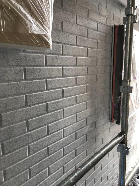 外壁の下塗り塗装