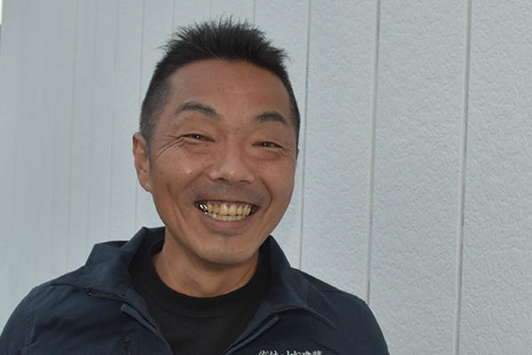 厚木市 外壁塗装 施工スタッフ 服部英男